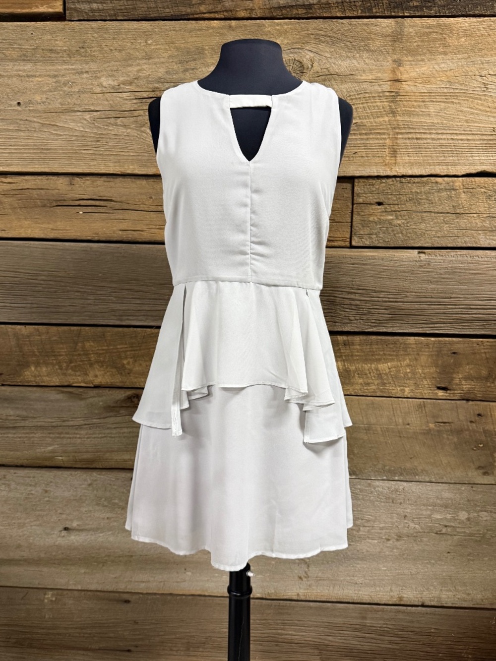 NWT Esley Tiered Skirt Dress, Gray, Size Medium